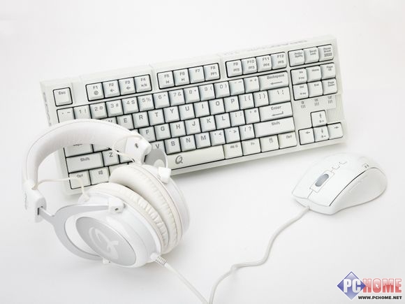 独家首曝 QPAD 87键白色背光机械键盘